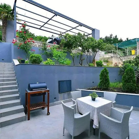 Vanilla Ii With Beautiful Seaview Apartment